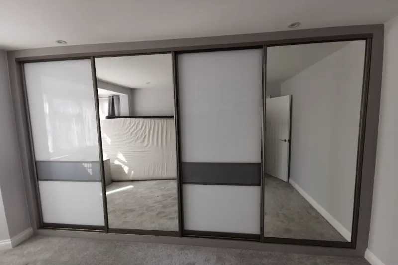 Sliding Vs Hinged Door Wardrobe